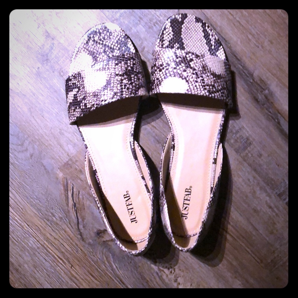 Snake skin sandals